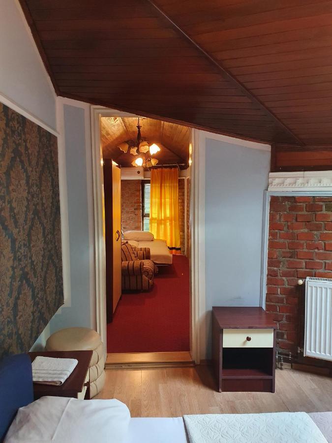 Motel Zoka Dvorovi Exteriör bild